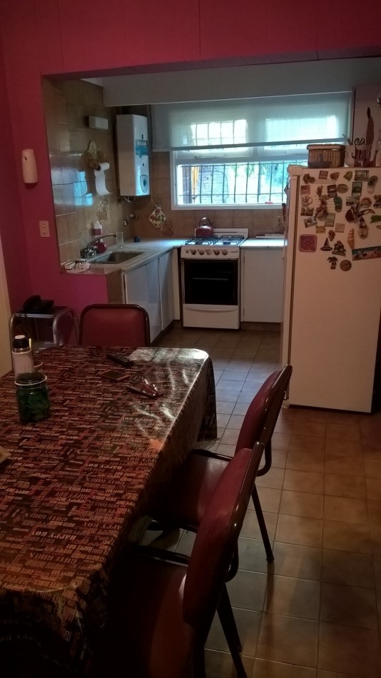 LINDISIMO CHALET (PH) EN BOSQUE ALEGRE,5 AMB. GARAGE.