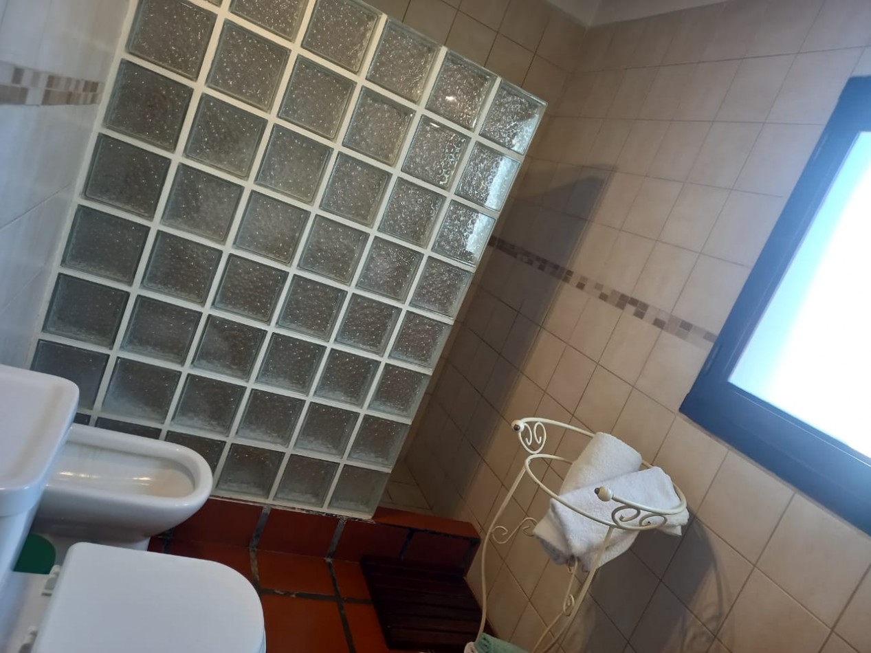 HERMOSISIMA FRACCION EN TANDIL,PARAJE LA ELENA, CON DOS CABANAS Y PISCINA