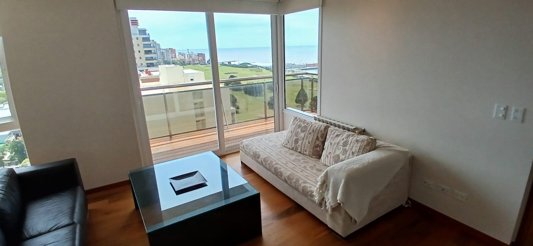 SOBERBIO SEMIPISO 2 AMB.COCHERA Y BAULERA. VISTA AL MAR,AMENITIES. MARAL 54.