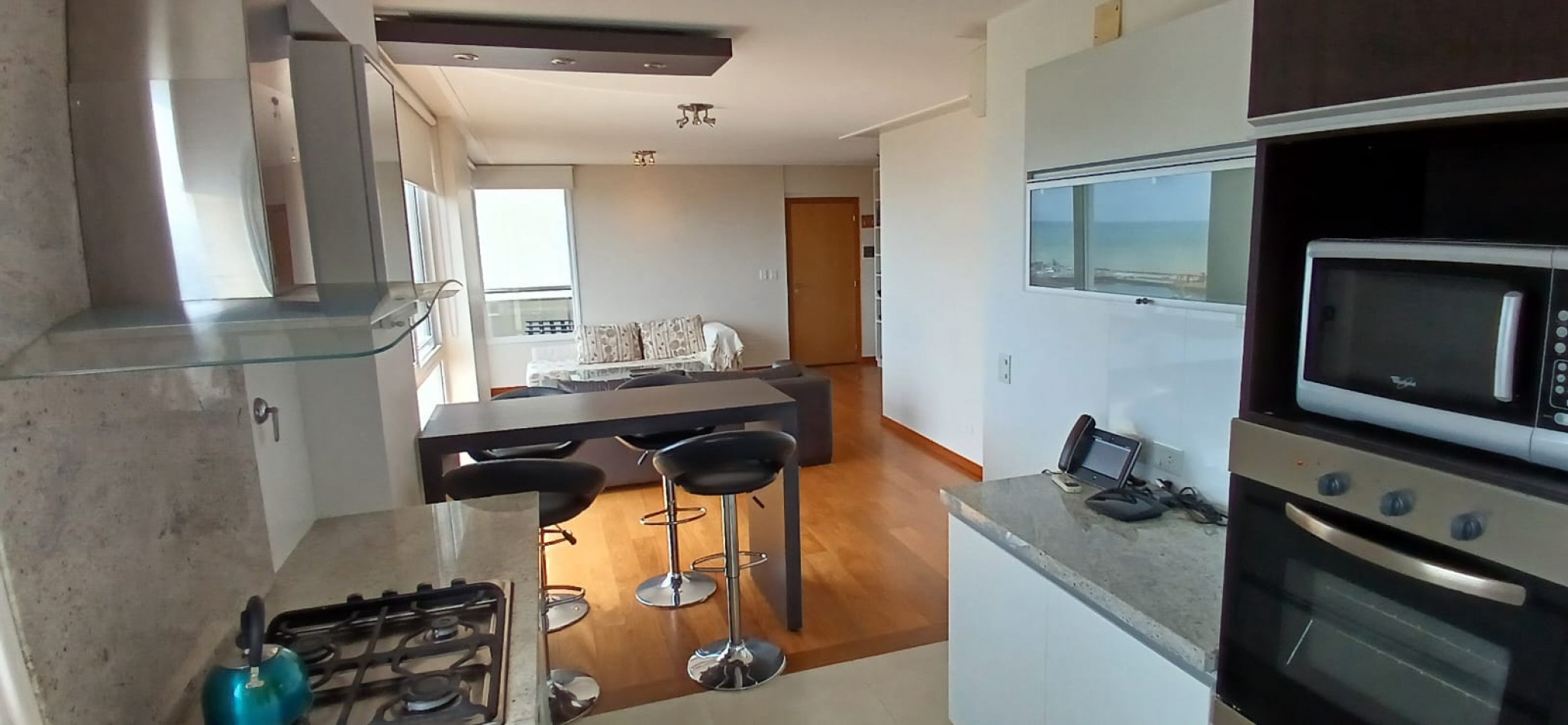 SOBERBIO SEMIPISO 2 AMB.COCHERA Y BAULERA. VISTA AL MAR,AMENITIES. MARAL 54.