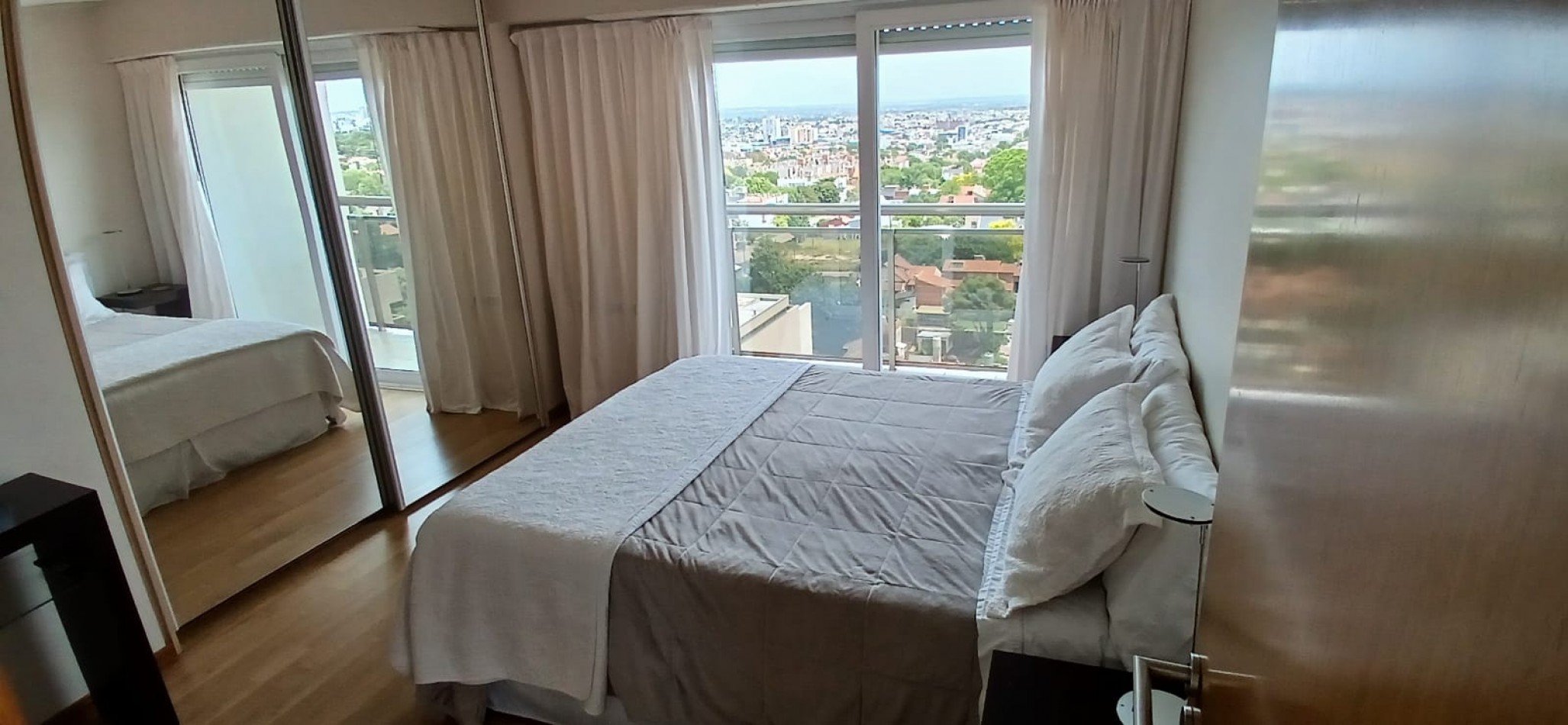 SOBERBIO SEMIPISO 2 AMB.COCHERA Y BAULERA. VISTA AL MAR,AMENITIES. MARAL 54.