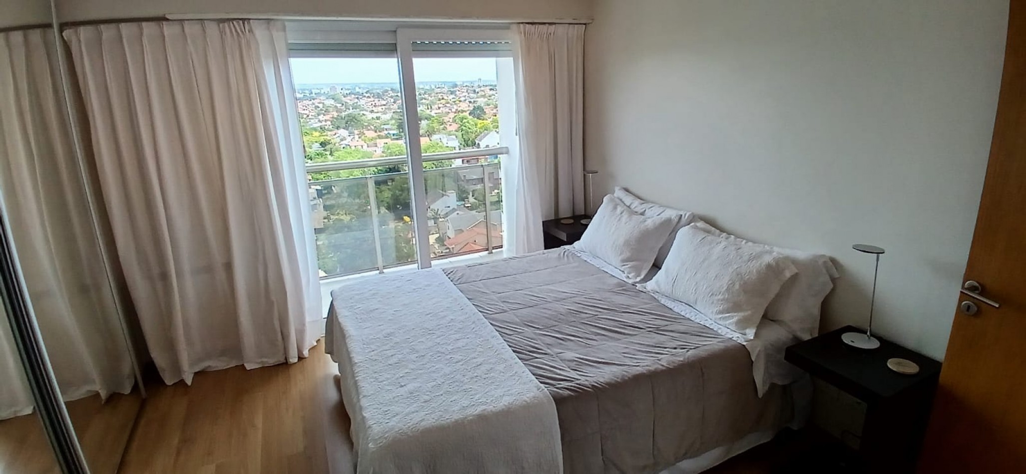 SOBERBIO SEMIPISO 2 AMB.COCHERA Y BAULERA. VISTA AL MAR,AMENITIES. MARAL 54.