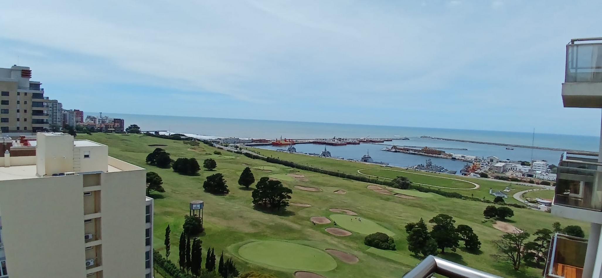 SOBERBIO SEMIPISO 2 AMB.COCHERA Y BAULERA. VISTA AL MAR,AMENITIES. MARAL 54.