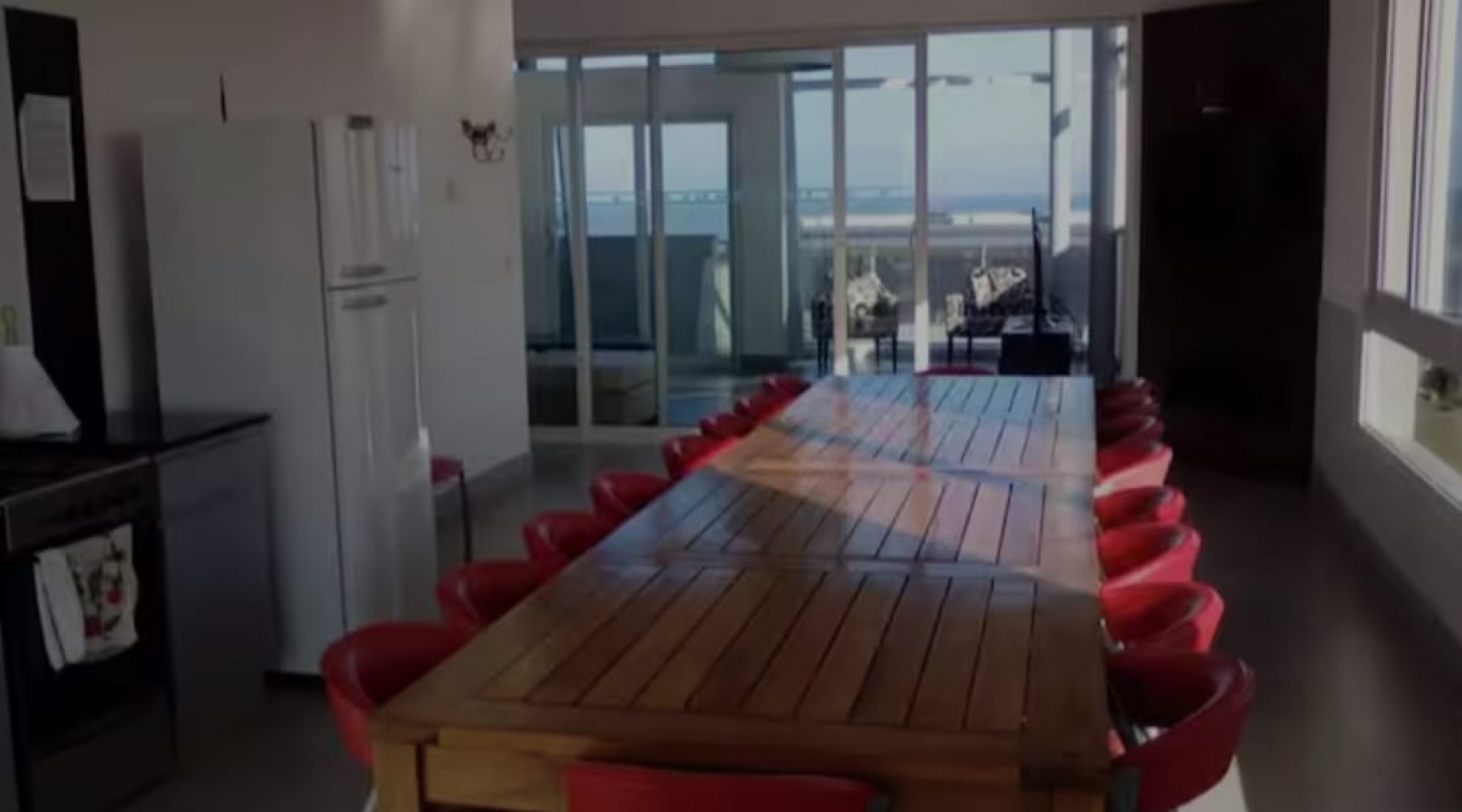 SOBERBIO SEMIPISO 2 AMB.COCHERA Y BAULERA. VISTA AL MAR,AMENITIES. MARAL 54.