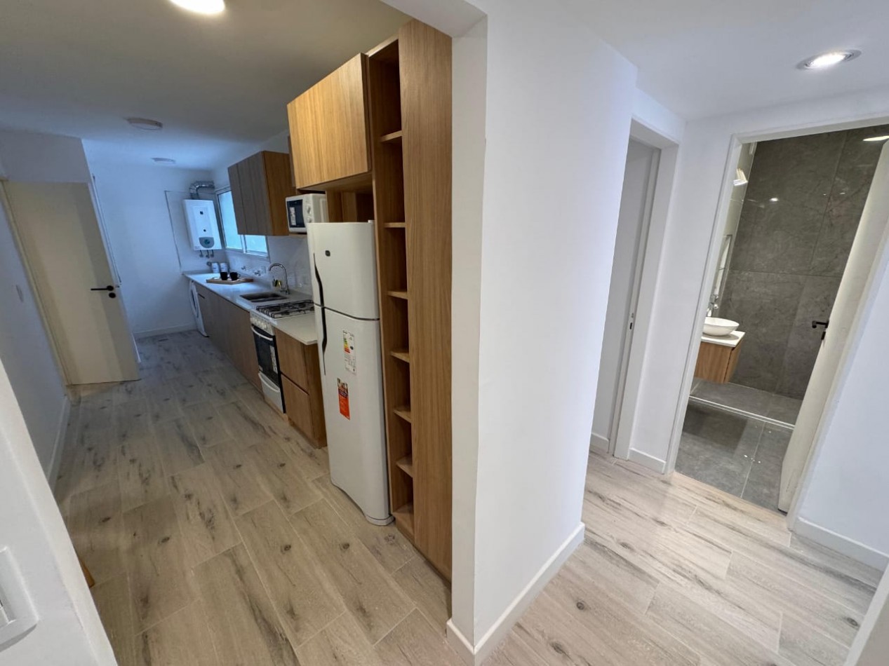 DOS AMBIENTES CON DEPCIA. EXTERNOS CON BALCON, A NUEVO.