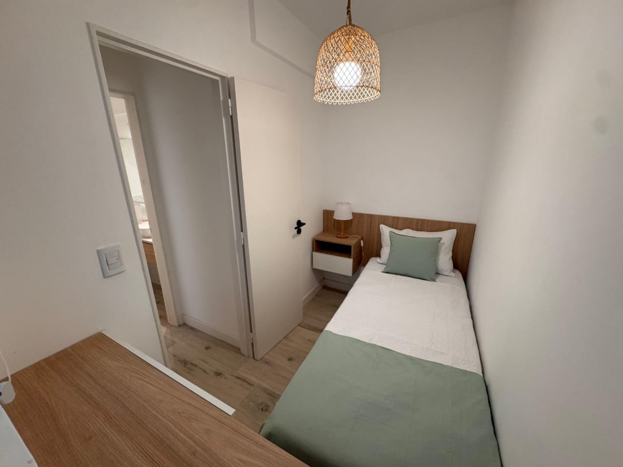 DOS AMBIENTES CON DEPCIA. EXTERNOS CON BALCON, A NUEVO.