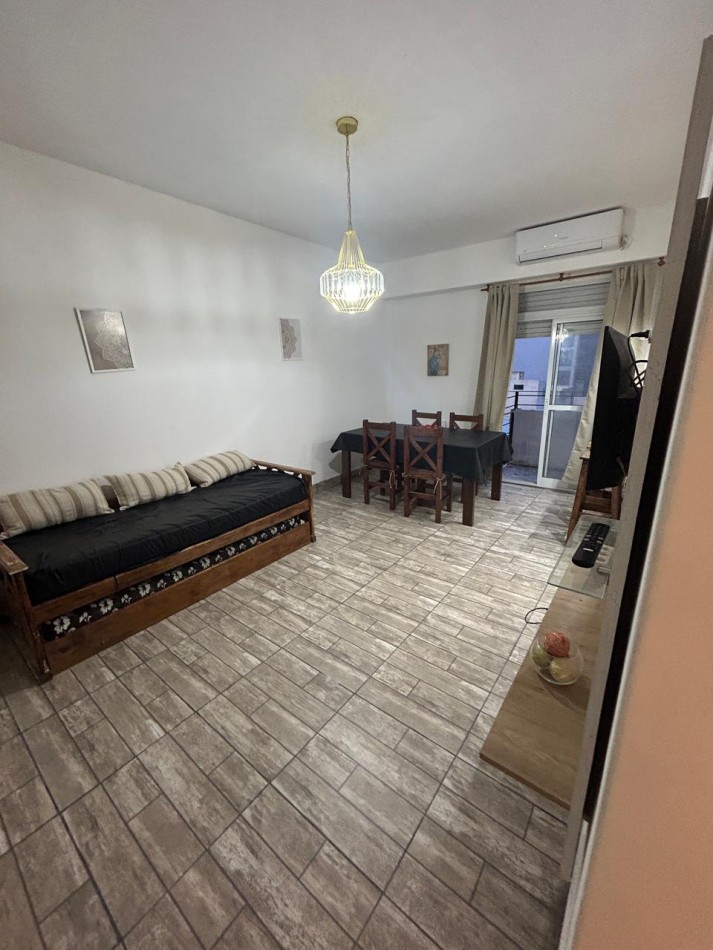 DOS AMBIENTES EXTERNOS CON BALCON. PROXIMO PLAYAS, PLAZA COLON, GUEMES,