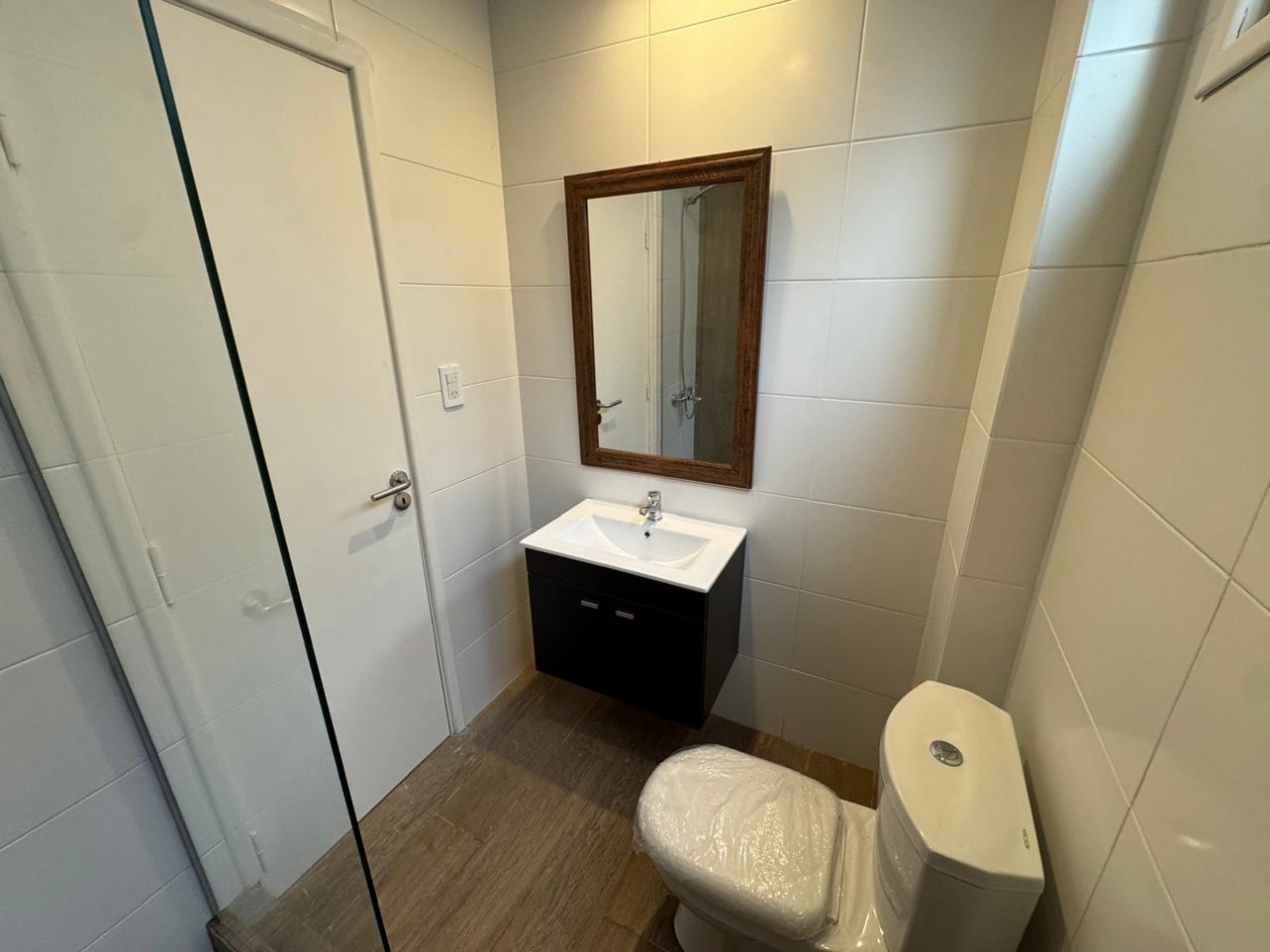 MONOAMBIENTE EXTERNO, A NUEVO.TOTALMENTE EQUIPADO.