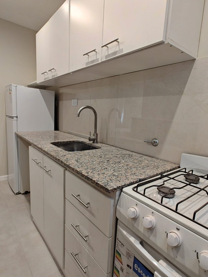 MONOAMBIENTE EXTERNO, A NUEVO.TOTALMENTE EQUIPADO.