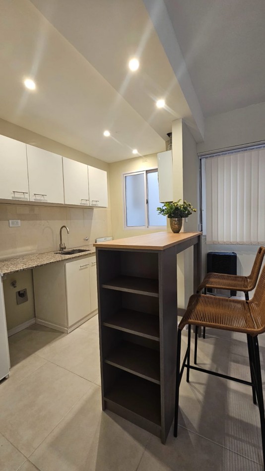 MONOAMBIENTE EXTERNO, A NUEVO.TOTALMENTE EQUIPADO.