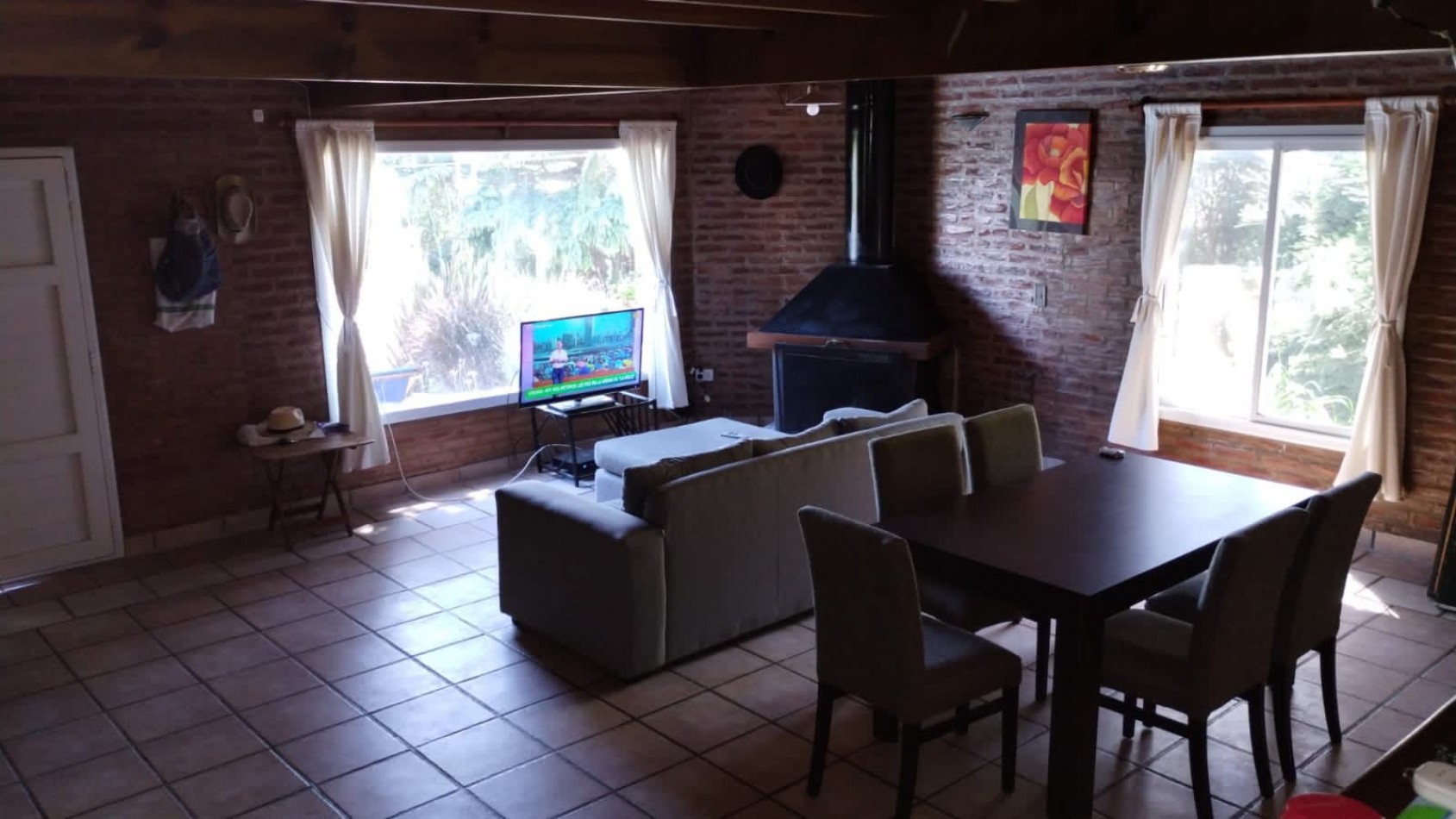 CHALET EN SIERRA DE LOS PADRES, PISCINA. 