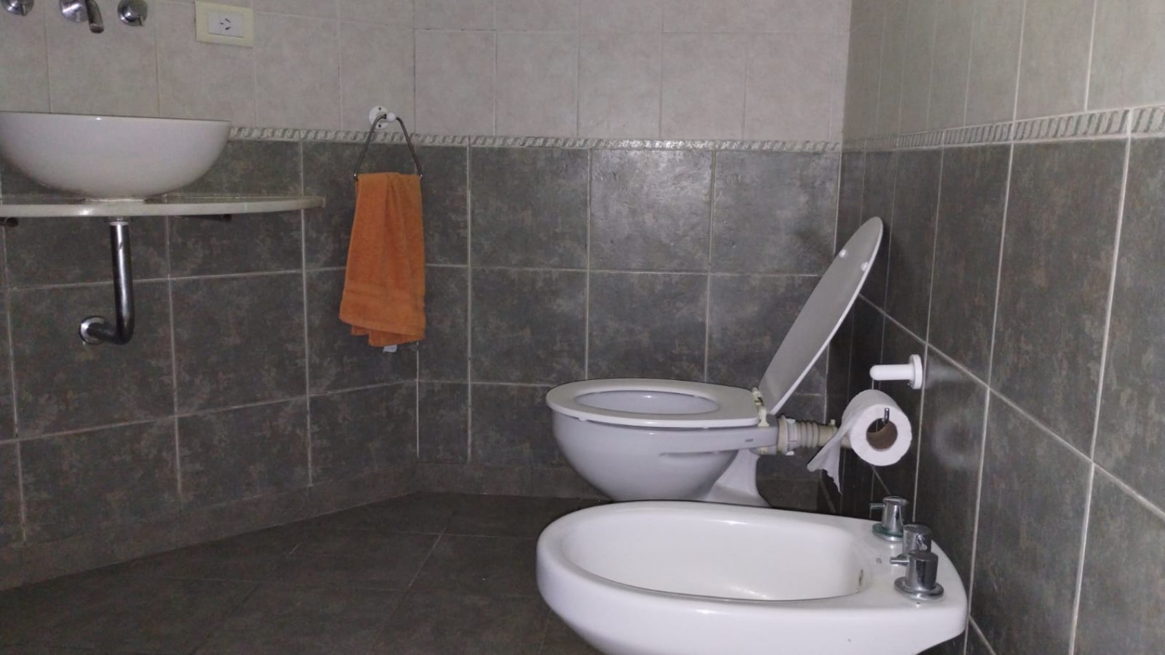 CHALET EN SIERRA DE LOS PADRES, PISCINA. 