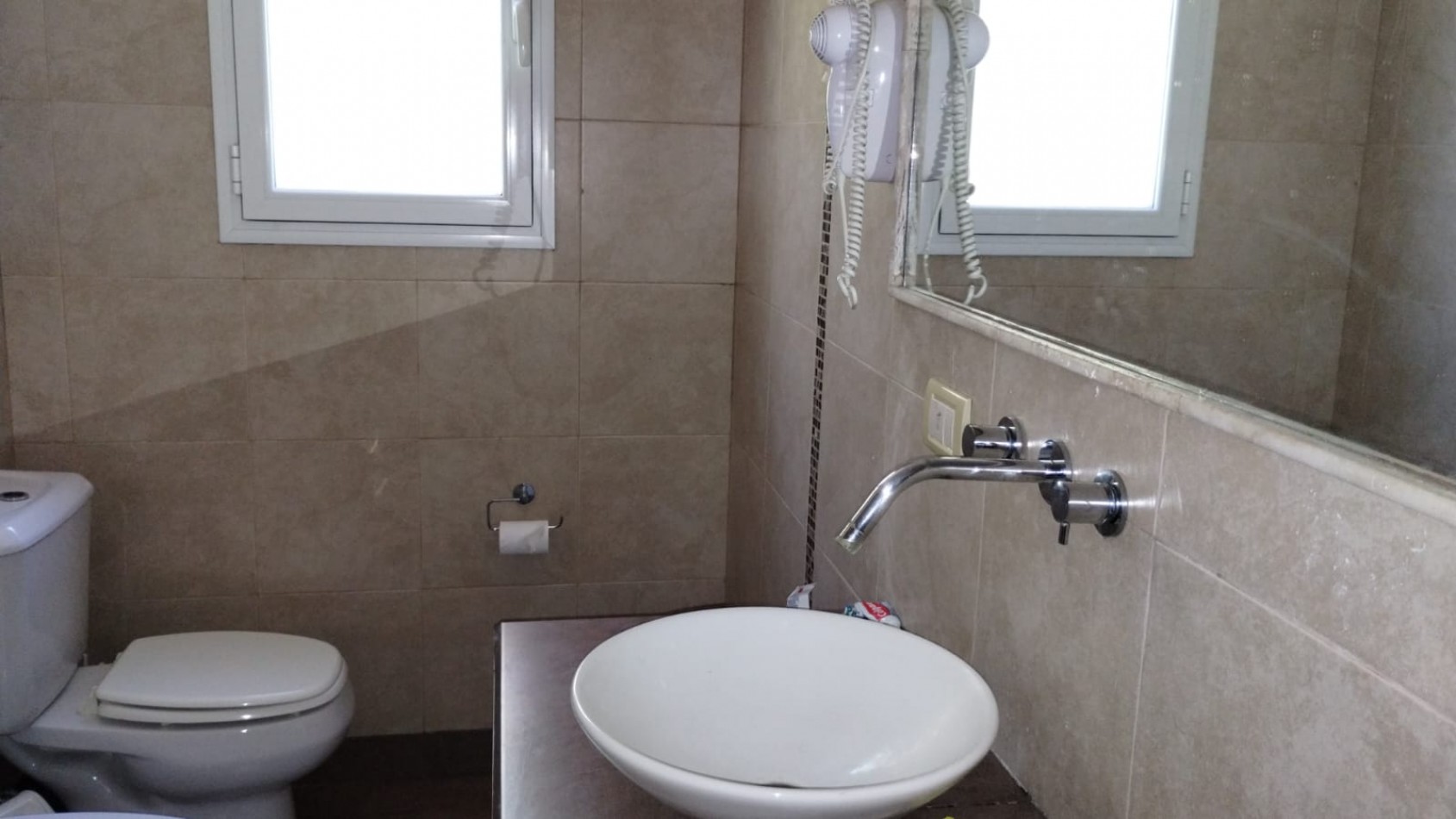 CHALET EN SIERRA DE LOS PADRES, PISCINA. 