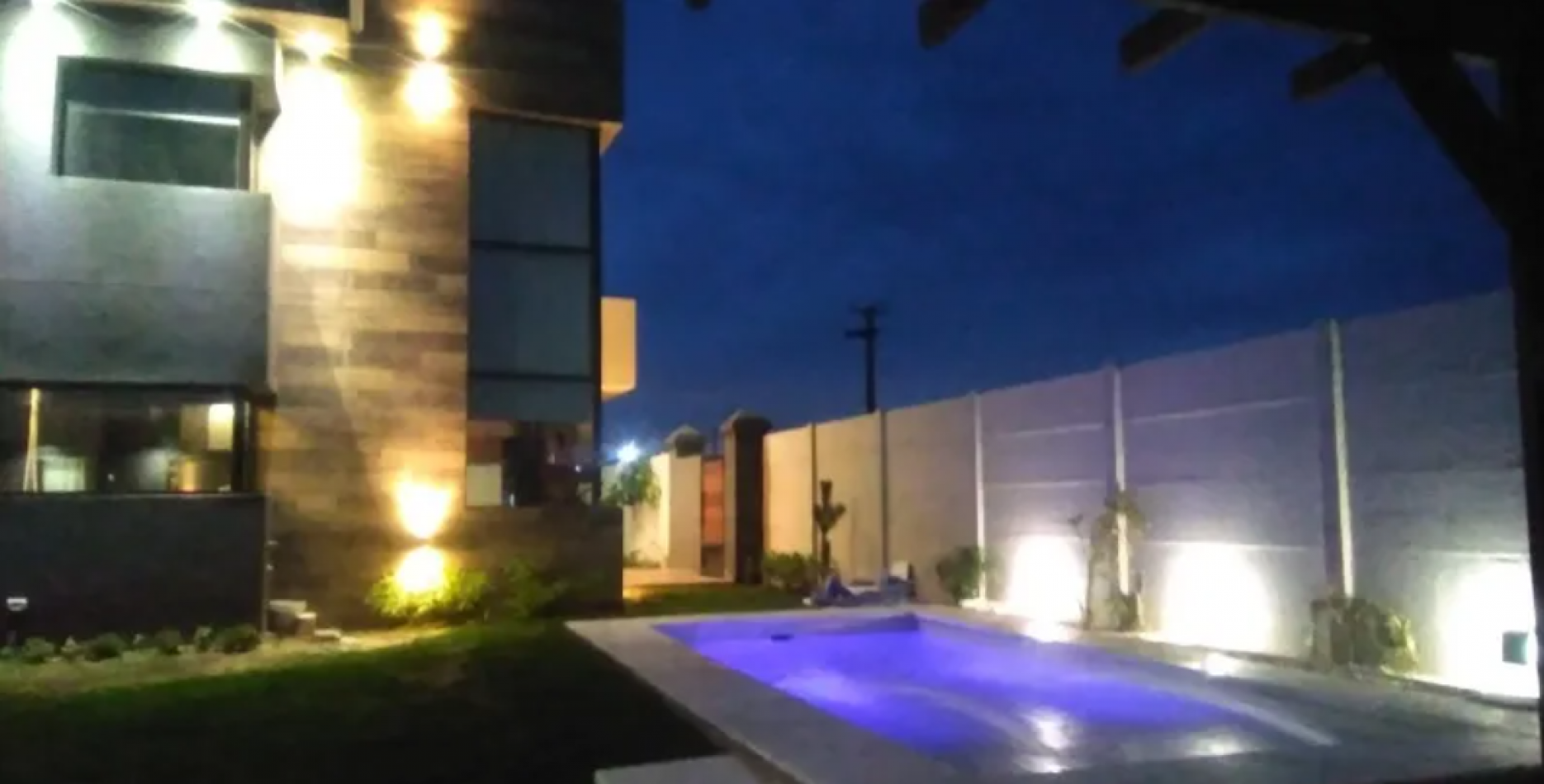 EXCLUSIVA PROPIEDAD EN SANTA CLARA DEL MAR.