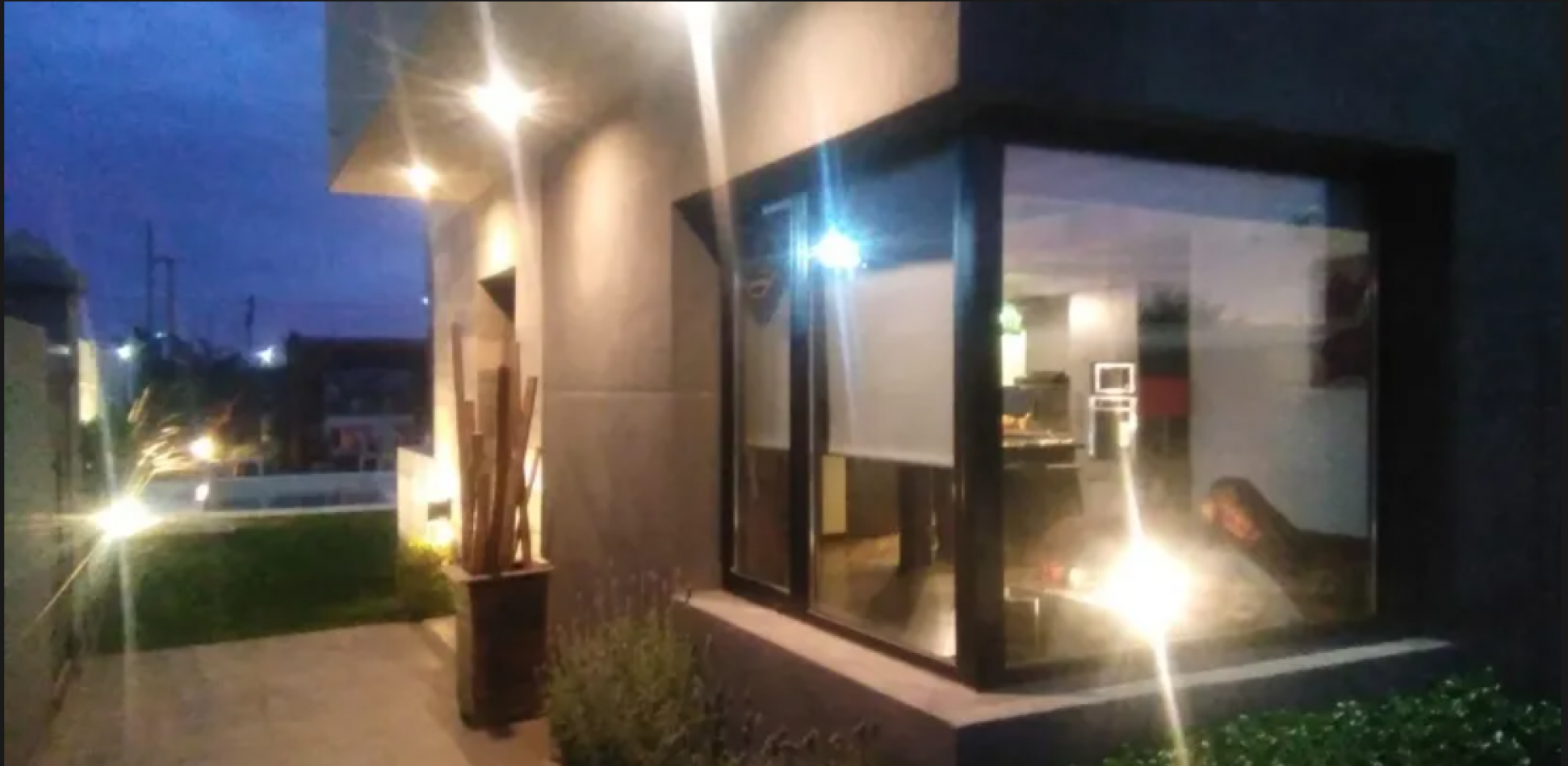 EXCLUSIVA PROPIEDAD EN SANTA CLARA DEL MAR.