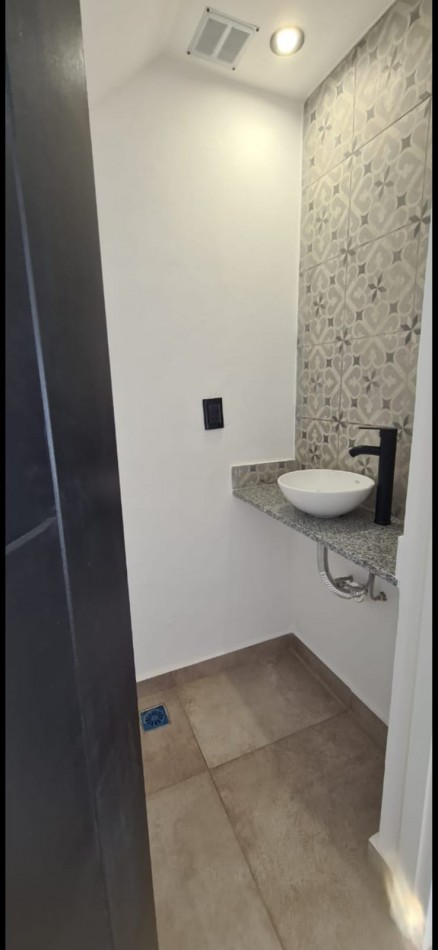 CHALET PH A ESTRENAR, 3 AMB.MAS ESCRITORIO.APTO CREDITO. PUNTA MOGOTES.