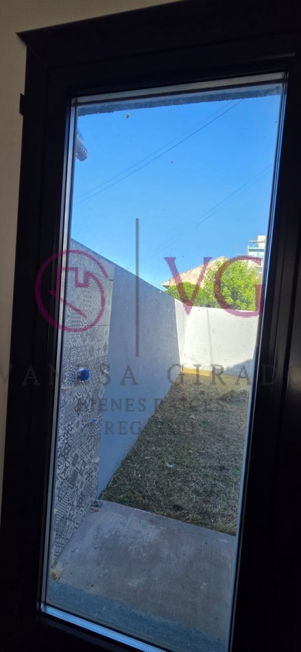 CHALET PH A ESTRENAR, 3 AMB.MAS ESCRITORIO.APTO CREDITO. PUNTA MOGOTES.