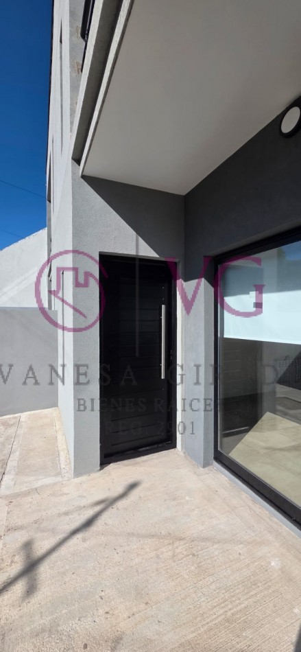 CHALET PH A ESTRENAR, 3 AMB.MAS ESCRITORIO.APTO CREDITO. PUNTA MOGOTES.