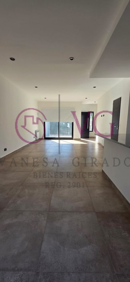 CHALET PH A ESTRENAR, 3 AMB.MAS ESCRITORIO.APTO CREDITO. PUNTA MOGOTES.