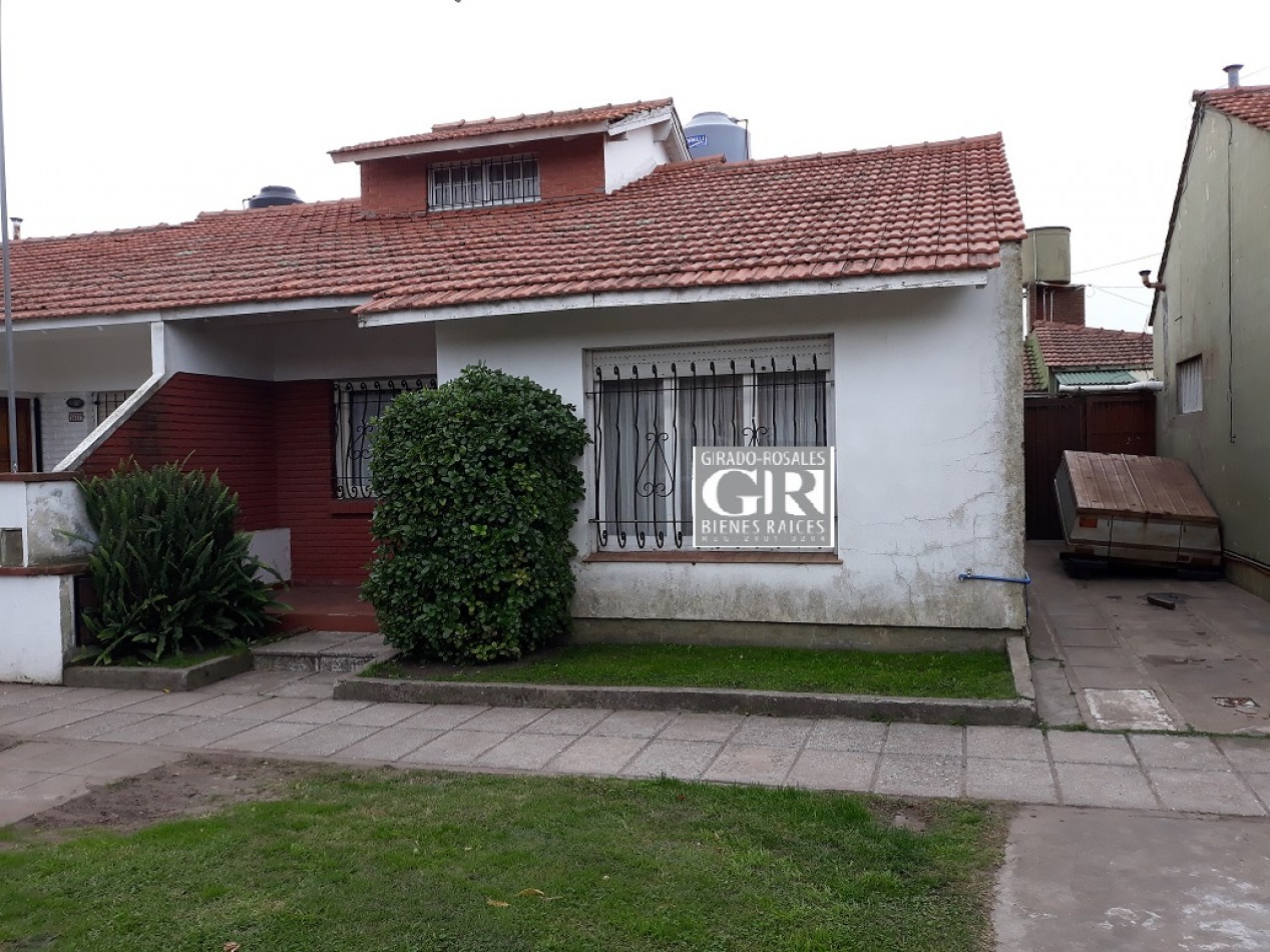 CHALET EN PH AL FRENTE,4 AMB.GGE.JARDIN.