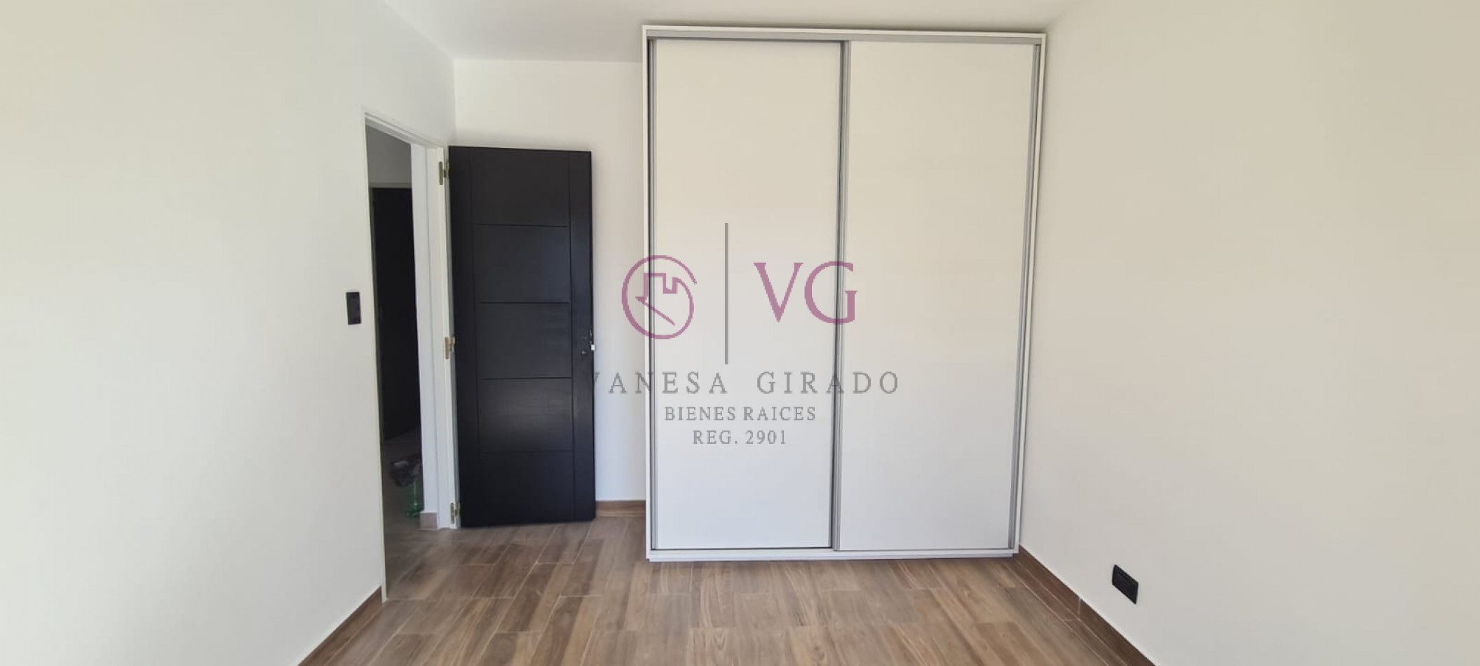 DUPLEX A ESTRENAR, 3 AMB.MAS ESCRITORIO. APTO CREDITO. PUNTA MOGOTES.