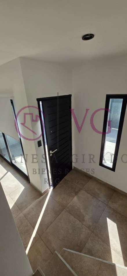 DUPLEX A ESTRENAR, 3 AMB.MAS ESCRITORIO. APTO CREDITO. PUNTA MOGOTES.